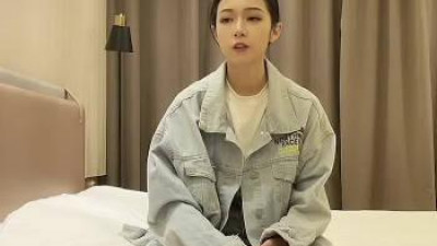 Xingba original. High-looking college student goes to the sea for compensated dating - Tian Boguang