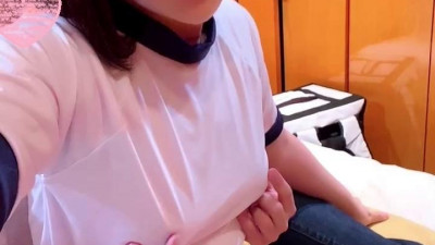 FC2-PPV-1617526 [개인사진] 18세 청초한 미소녀 ④.  - - 체육대회에서 부루마 속 질내 사정 ♡ 남친과 엔코 아저씨의 씨뿌리기 경쟁