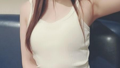FC2-PPV-1486945 [무수정] 카페에서 일하는 예쁜 엉덩이 언니에게 연속 질내사정(50분)