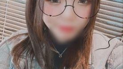 FC2-PPV-1362339 fc2-ppv 1362339 [무수정] 고독한 20 세 보육사가 유난히 젖은 자지였습니다 (너무 편해서 질내 사정했습니다)
