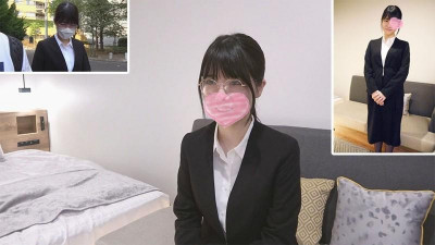 FC2-PPV-2300061 4년만에 설득한 초청순 미소녀!  - - OL이 되었습니다!  - - 부드럽고 쫄깃한 고운 피부!  - - 처음이자 마지막 셀카!  - - [개인 촬영]