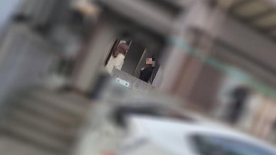 FC2-PPV-3133512 [개인] 엄마 친구와의 우정을 빼앗기 위해 날씬한 유부녀의 집을 방문한다.  - - 엄마 친구가 본.  - - .  - - .