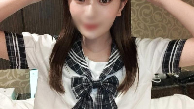 FC2-PPV-3136951 단 일주일 4980 → 1980 압도적 미인 사복 플레이 &amp; 교복 플레이