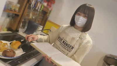 FC2-PPV-3191233 빵집 포스터 걸, 맛있는 빵을 먹고 생으로