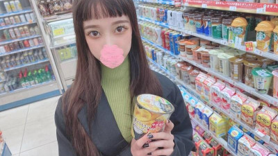 FC2-PPV-3195258 일주일 만 5480 → 3480 [2 작품 + α / 연속 질내 사정] 레슨을 무단으로 결석 한 하얀 피부의 날씬한 여자를 집단 질내 사정으로 벌했습니다.