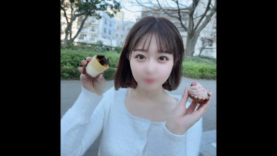 FC2-PPV-3285040 첫 촬영/출연!  - - !  - - 3일 한정 1980pt!  - - !  - - 속옷이 보이는 미니스커트 사이로 엿보는 도발적인 맨발로 외설!  - - !  - - 흥분한 전문직 학생을 호텔로 데려와 두 번째 학생에게 사정했습니다!  - - !  - - !