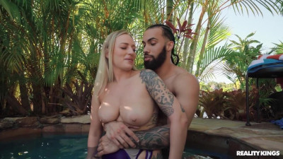 Paddlin’ That MILF